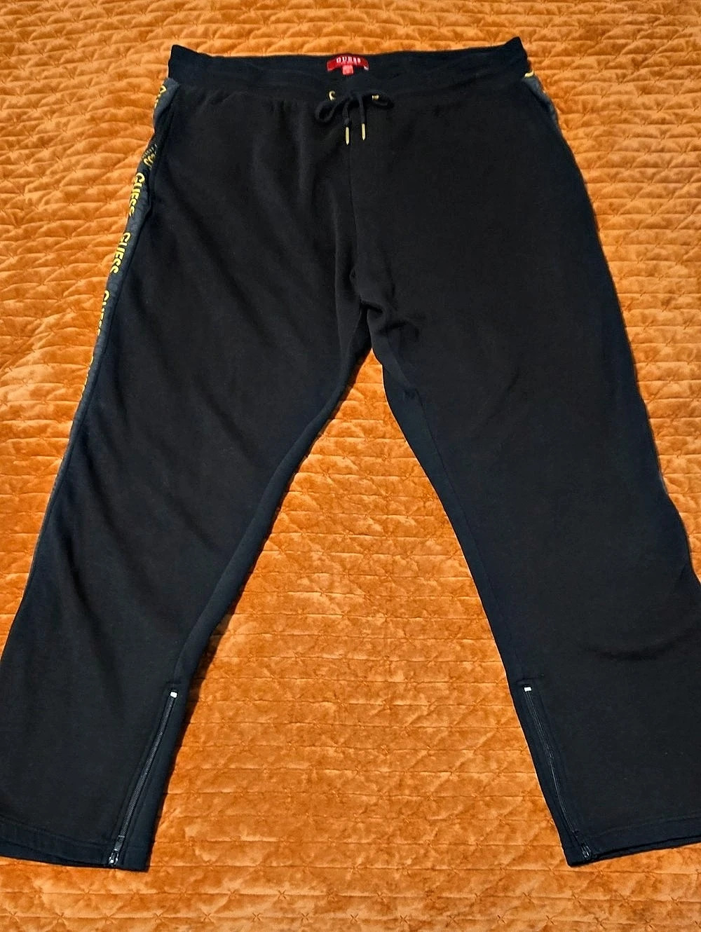 GUESS Los Angeles Logo Tape Joggers Black XL..xlnt.cond Heavy-duty Men's